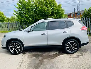 Used 2017 Nissan X-Trail Tekna Silver - Interior and Exterior details 12