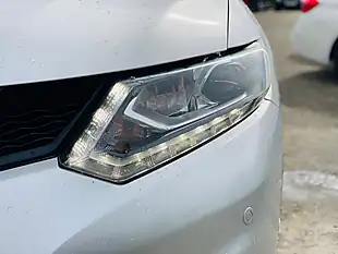 Used 2017 Nissan X-Trail Tekna Silver - Interior and Exterior details 16