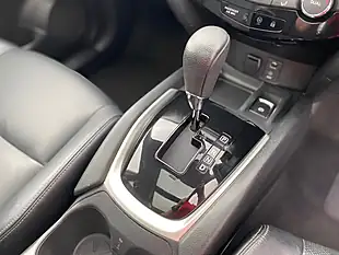 Used 2017 Nissan X-Trail Tekna Silver - Interior and Exterior details 4