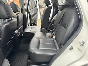 Used 2017 Nissan X-Trail Tekna White - Interior and Exterior details 11