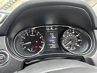 Used 2017 Nissan X-Trail Tekna White - Interior and Exterior details 15