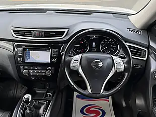 Used 2017 Nissan X-Trail Tekna White - Interior and Exterior details 11