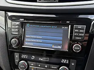 Used 2017 Nissan X-Trail Tekna White - Interior and Exterior details 14