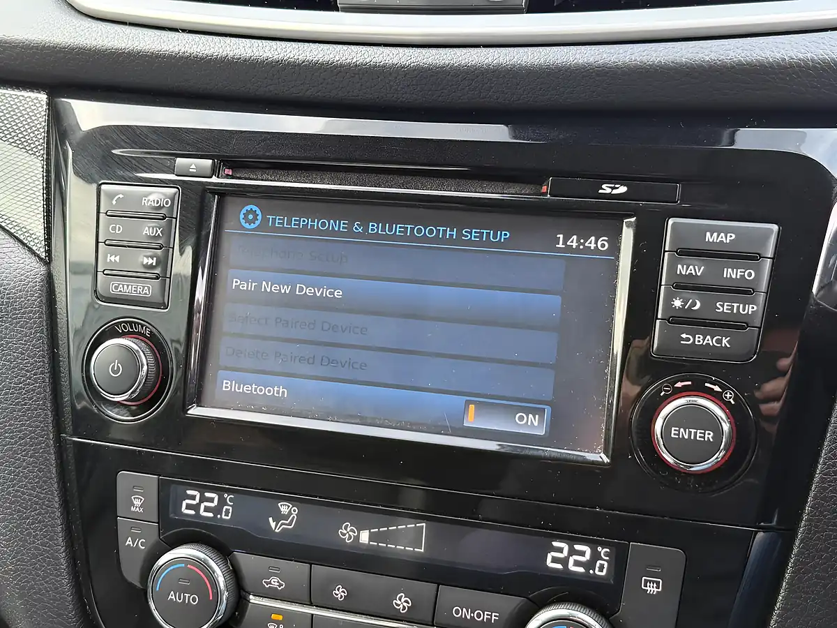 Used 2017 Nissan X-Trail Tekna White - Interior and Exterior details 15
