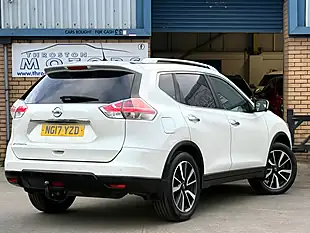 Used 2017 Nissan X-Trail Tekna White - Interior and Exterior details 4