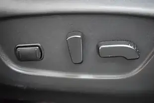 Used 2017 Nissan X-Trail Tekna White - Interior and Exterior details 10