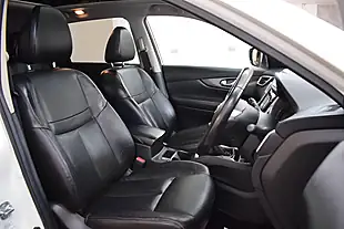 Used 2017 Nissan X-Trail Tekna White - Interior and Exterior details 8