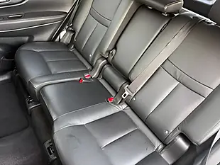 Used 2017 Nissan X-Trail Tekna White - Interior and Exterior details 12