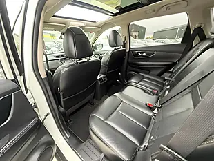 Used 2017 Nissan X-Trail Tekna White - Interior and Exterior details 10