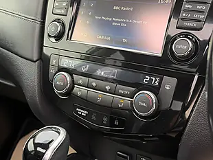 Used 2017 Nissan X-Trail Tekna White - Interior and Exterior details 16