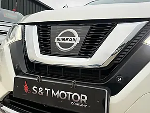 Used 2017 Nissan X-Trail Tekna White - Interior and Exterior details 19