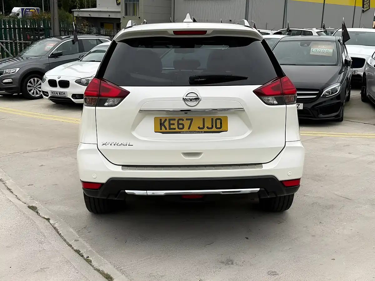 Used 2017 Nissan X-Trail Tekna White - Interior and Exterior details 6