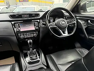Used 2017 Nissan X-Trail Tekna White - Interior and Exterior details 9