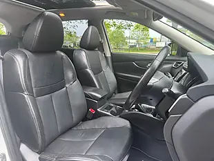 Used 2017 Nissan X-Trail Tekna White - Interior and Exterior details 15