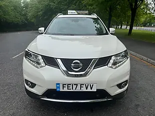Used 2017 Nissan X-Trail Tekna White - Interior and Exterior details 3