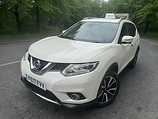 Used 2017 Nissan X-Trail Tekna White - Interior and Exterior details 5