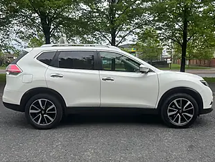 Used 2017 Nissan X-Trail Tekna White - Interior and Exterior details 6