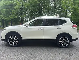 Used 2017 Nissan X-Trail Tekna White - Interior and Exterior details 8