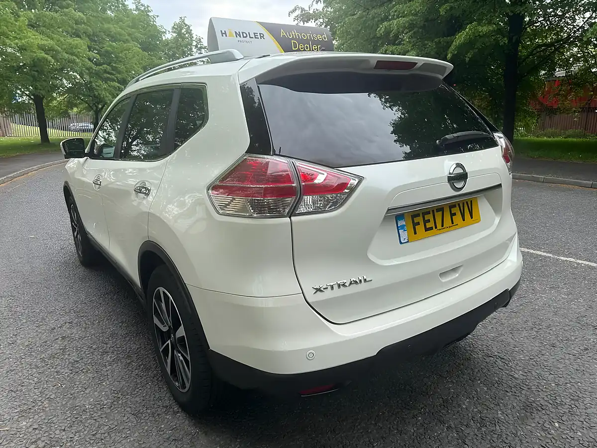 Used 2017 Nissan X-Trail Tekna White - Interior and Exterior details 9
