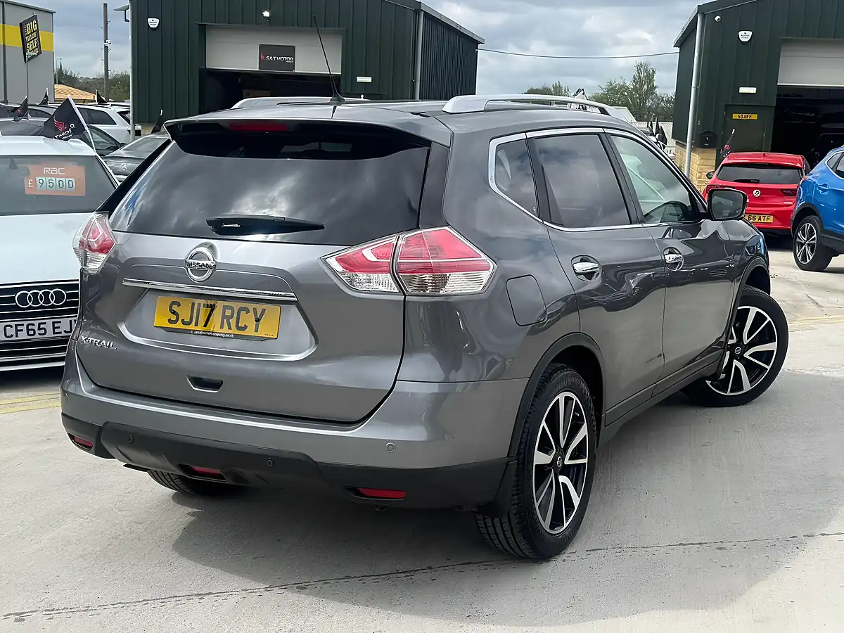 Used 2017 Nissan X-Trail Tekna Xtron Grey - Interior and Exterior details 12