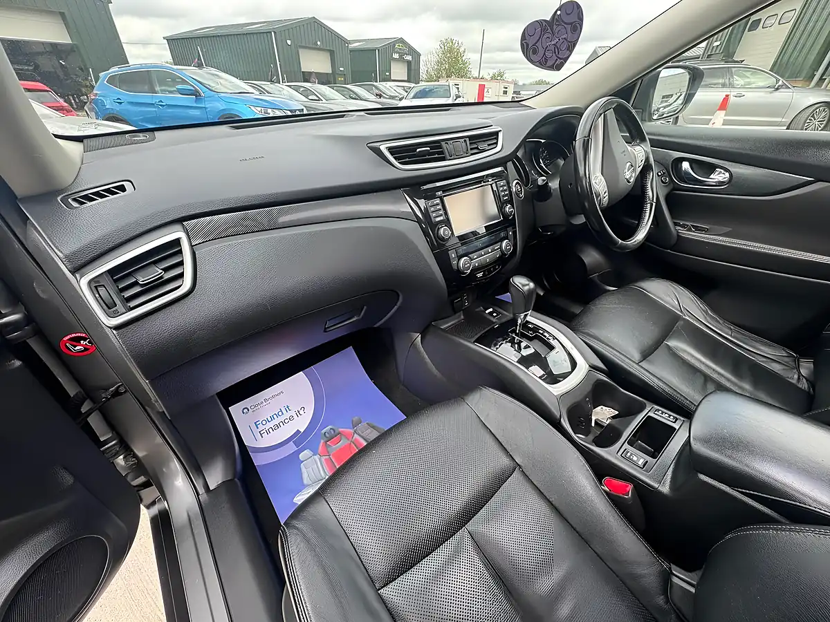 Used 2017 Nissan X-Trail Tekna Xtron Grey - Interior and Exterior details 16