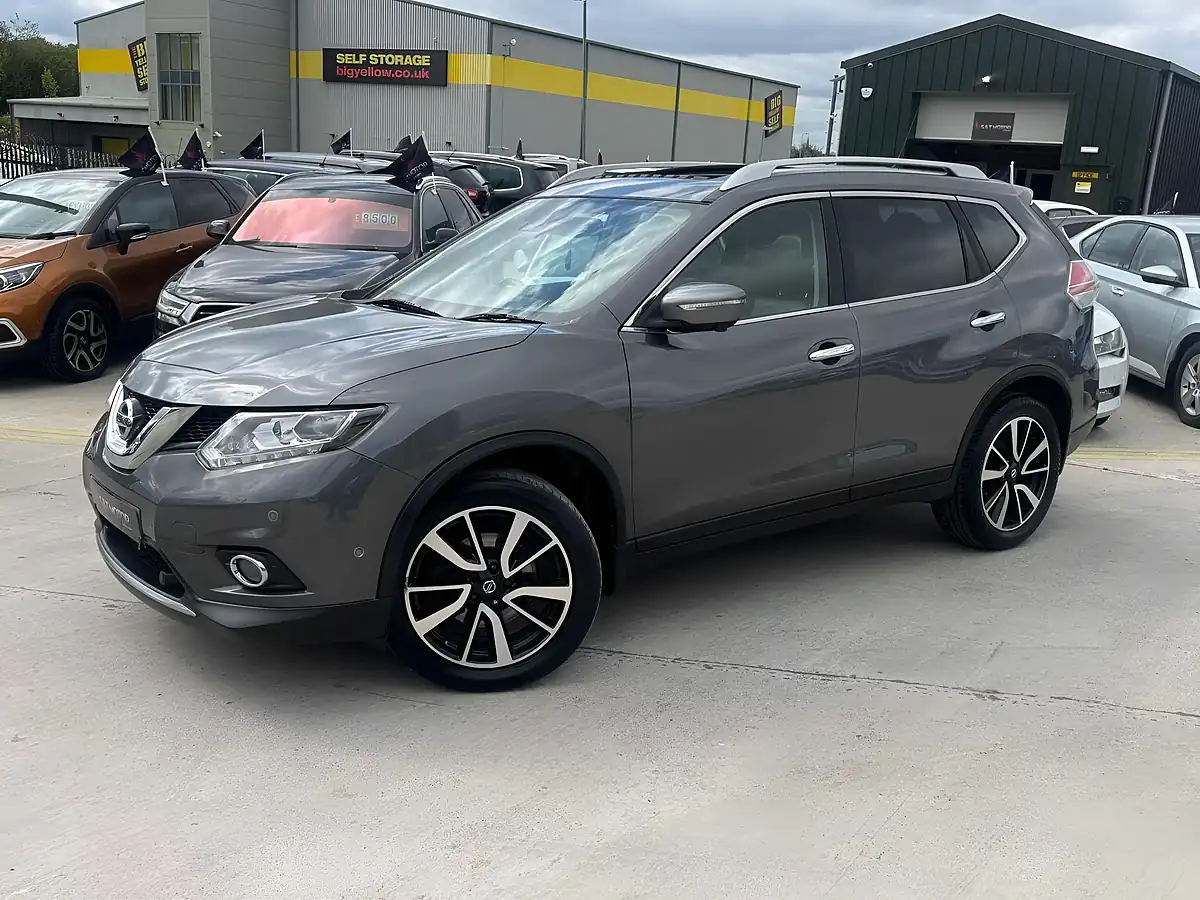 Used 2017 Nissan X-Trail Tekna Xtron Grey - Interior and Exterior details 4