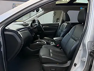 Used 2017 Nissan X-Trail Tekna Xtron Silver - Interior and Exterior details 10