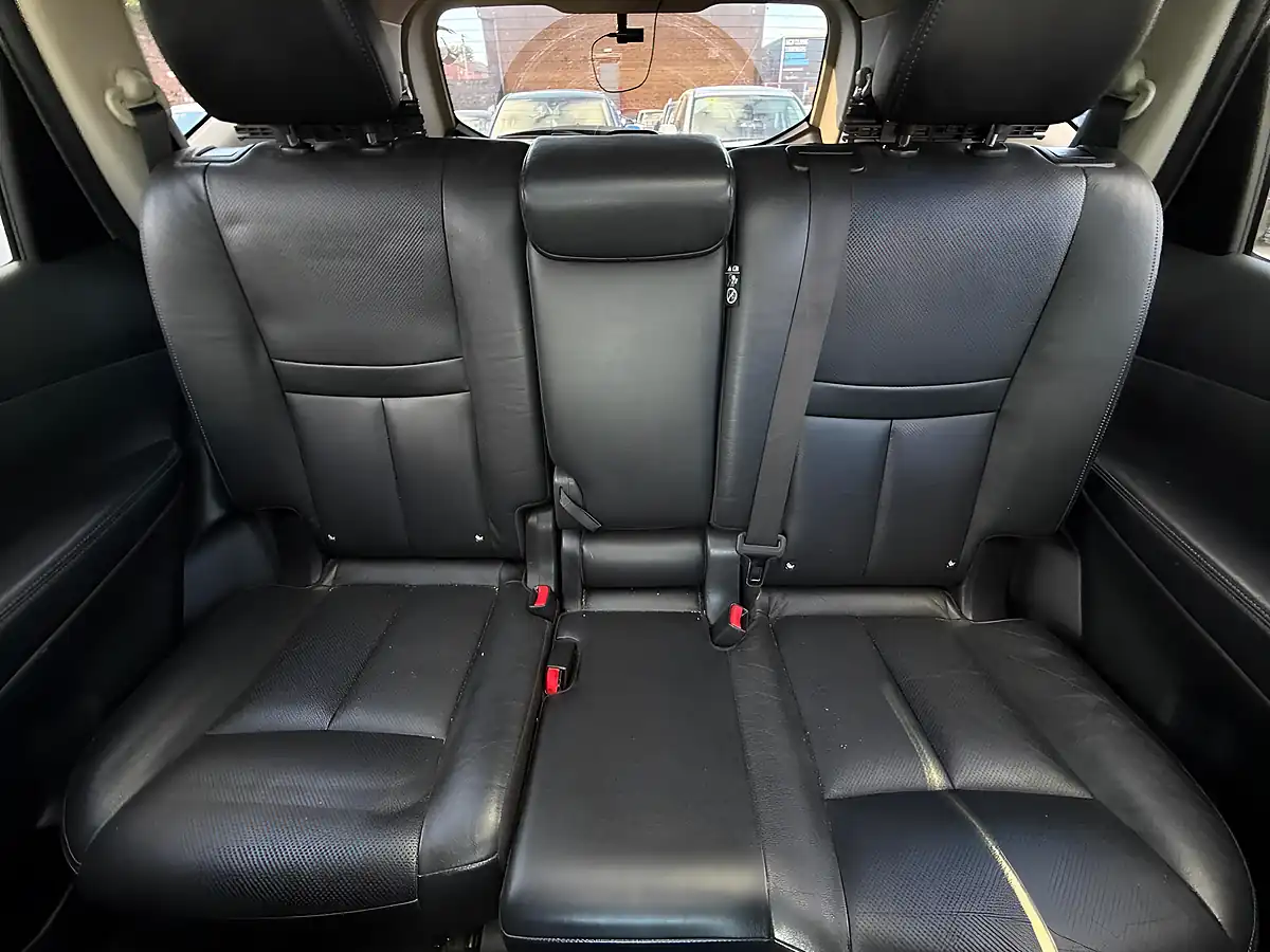 Used 2017 Nissan X-Trail Tekna Xtron Silver - Interior and Exterior details 11