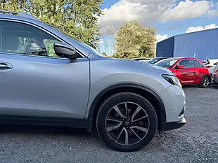 Used 2017 Nissan X-Trail Tekna Xtron Silver - Interior and Exterior details 18