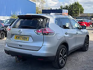 Used 2017 Nissan X-Trail Tekna Xtron Silver - Interior and Exterior details 6