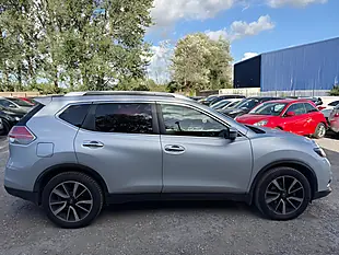 Used 2017 Nissan X-Trail Tekna Xtron Silver - Interior and Exterior details 7