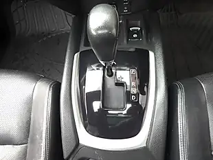 Used 2017 Nissan X-Trail Tekna Xtron White - Interior and Exterior details 13