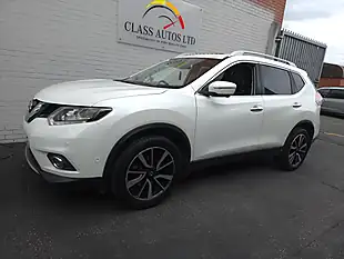 Used 2017 Nissan X-Trail Tekna Xtron White - Interior and Exterior details 3