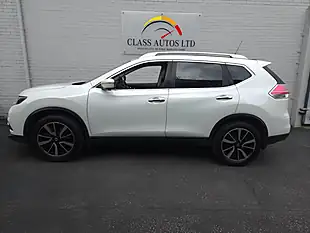 Used 2017 Nissan X-Trail Tekna Xtron White - Interior and Exterior details 7