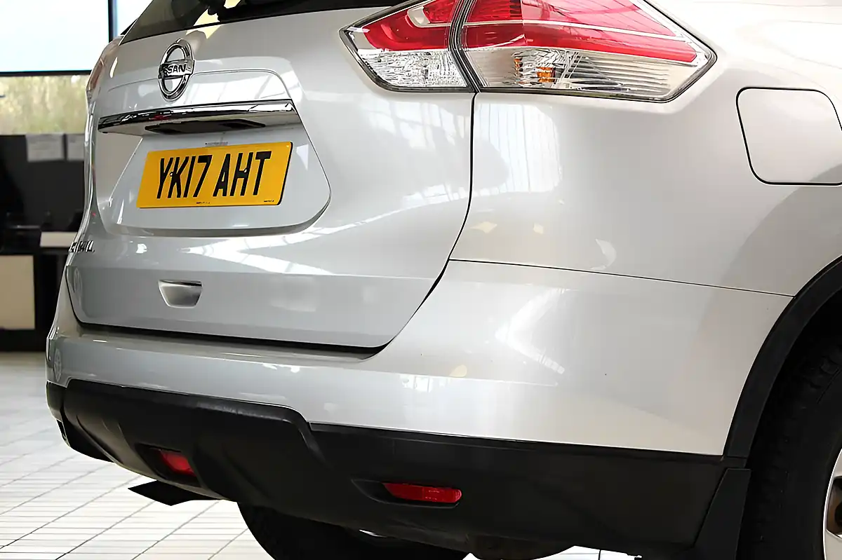 Used 2017 Nissan X-Trail Visia Silver - Interior and Exterior details 14