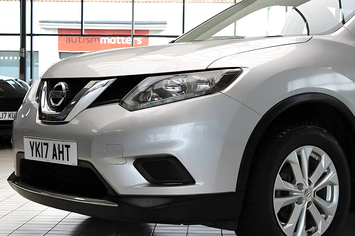 Used 2017 Nissan X-Trail Visia Silver - Interior and Exterior details 4