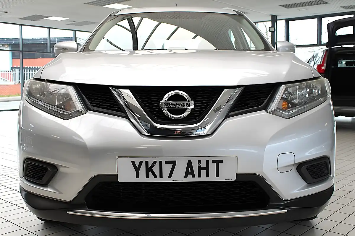 Used 2017 Nissan X-Trail Visia Silver - Interior and Exterior details 8
