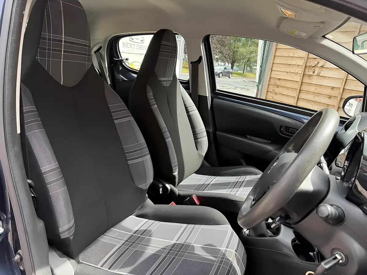 Used 2017 Peugeot 108 Active Blue - Interior and Exterior details 12
