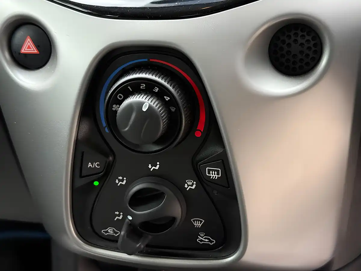 Used 2017 Peugeot 108 Active Blue - Interior and Exterior details 14