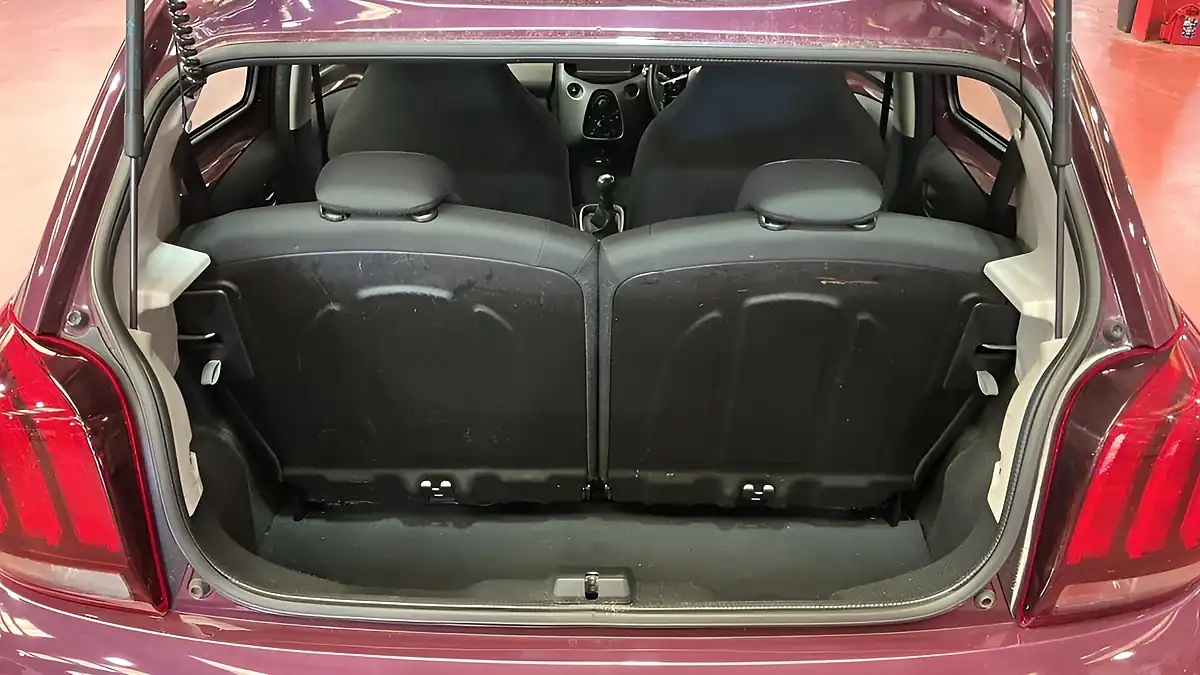 Used 2017 Peugeot 108 Active Purple - Interior and Exterior details 8