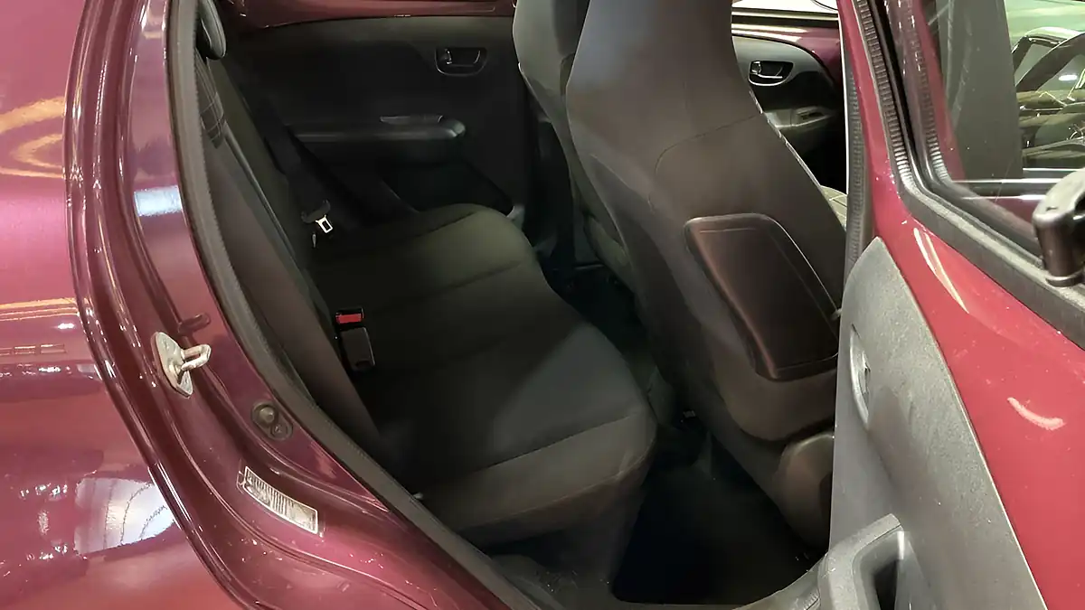 Used 2017 Peugeot 108 Active Purple - Interior and Exterior details 9