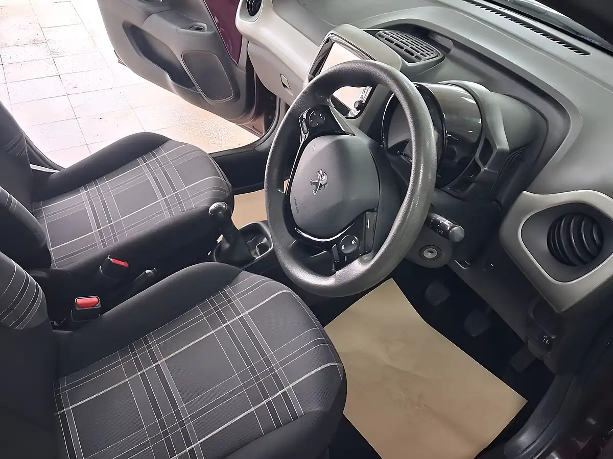 Used 2017 Peugeot 108 Active Purple - Interior and Exterior details 5