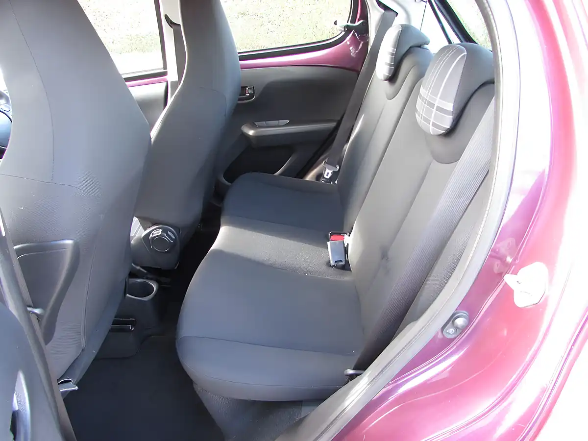 Used 2017 Peugeot 108 Active Purple - Interior and Exterior details 11