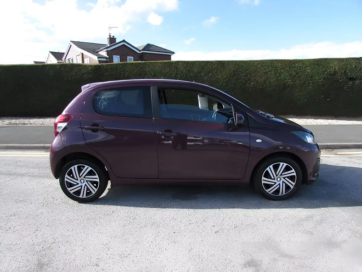 Used 2017 Peugeot 108 Active Purple - Interior and Exterior details 6