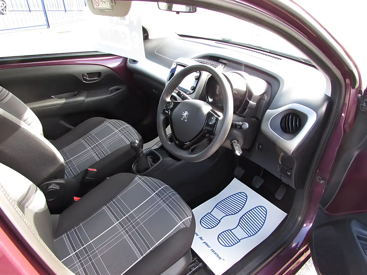 Used 2017 Peugeot 108 Active Purple - Interior and Exterior details 8