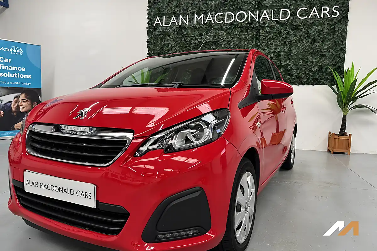 Used 2017 Peugeot 108 Active Red - Interior and Exterior details 8