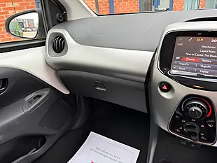 Used 2017 Peugeot 108 Active White - Interior and Exterior details 13