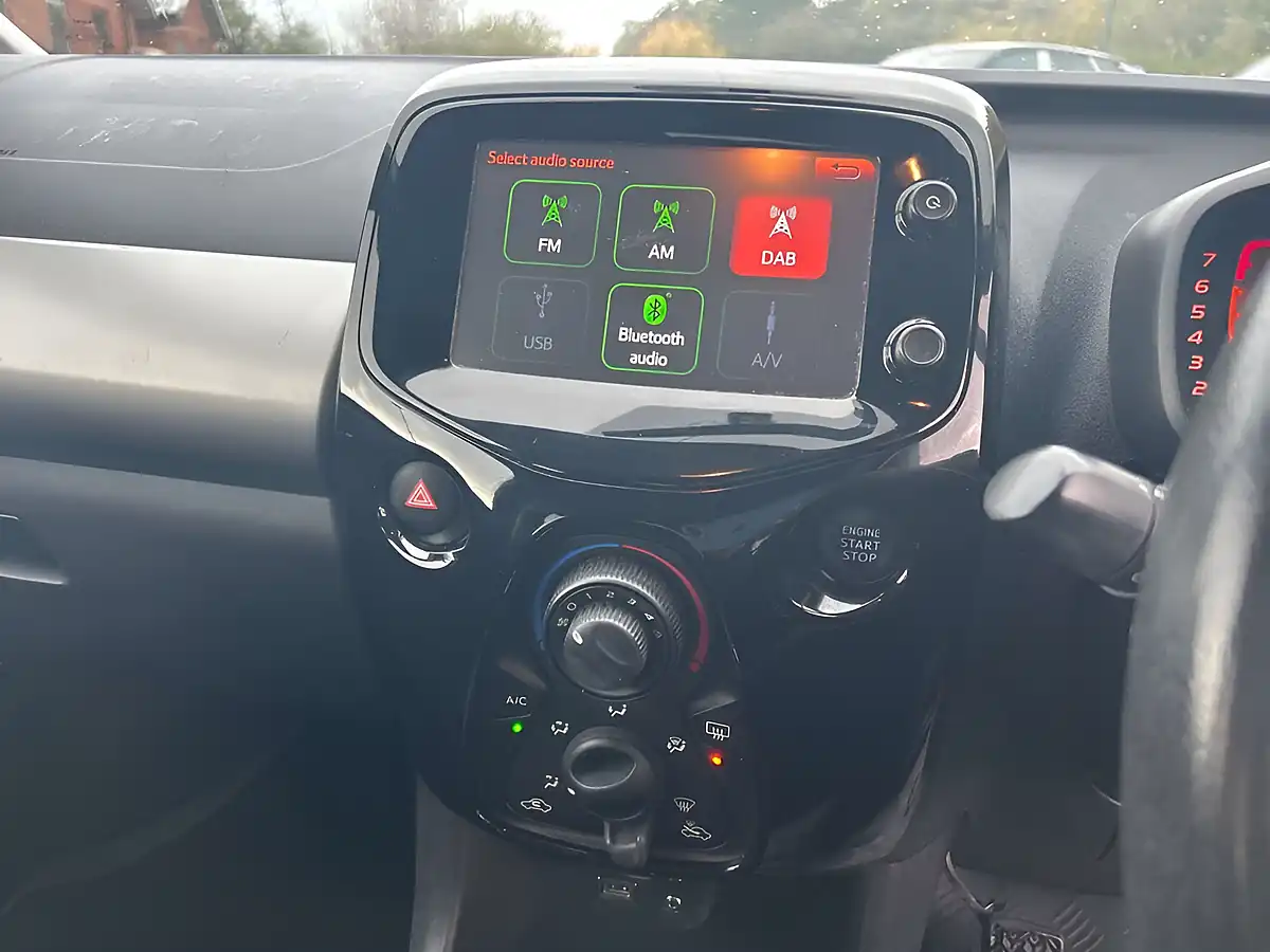 Used 2017 Peugeot 108 Allure Black - Interior and Exterior details 4