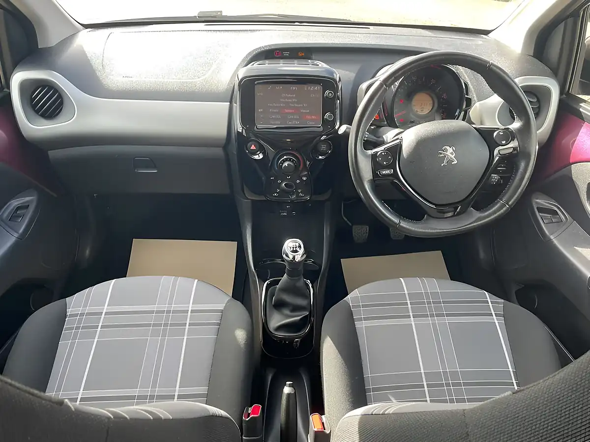 Used 2017 Peugeot 108 Allure Purple - Interior and Exterior details 15