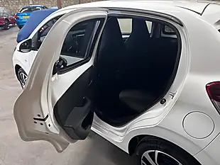 Used 2017 Peugeot 108 Allure White - Interior and Exterior details 17